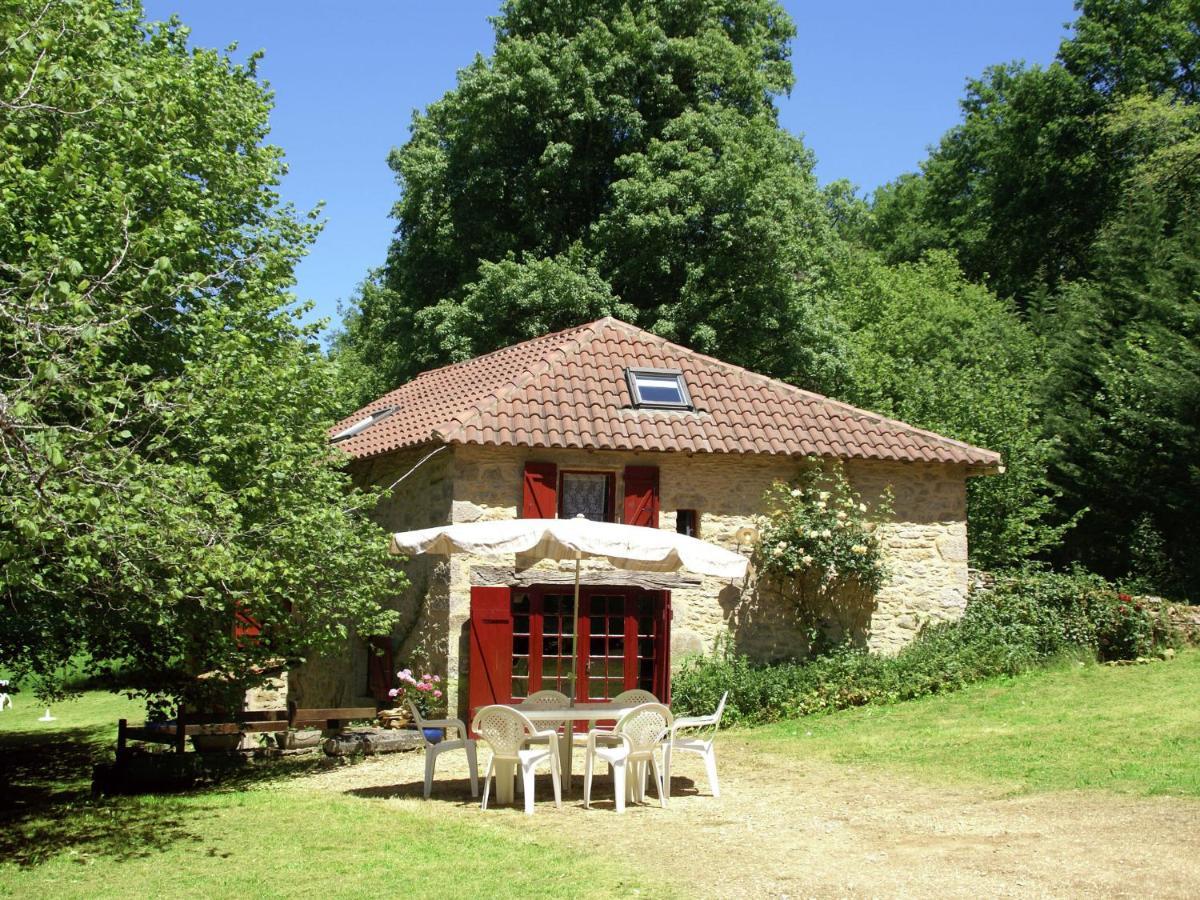 Cosy Holiday Home In Lantheuil With Garden Villefranche-du-Périgord Exterior photo