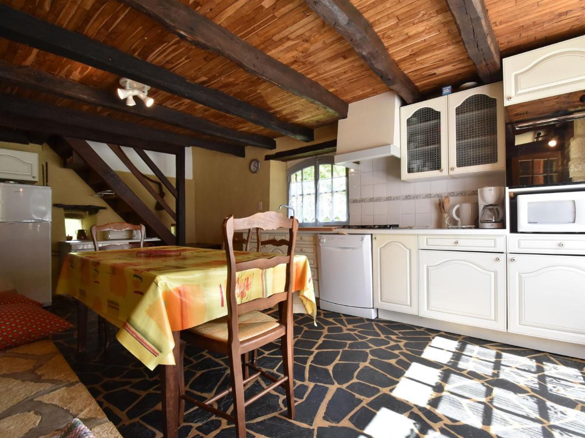 Cosy Holiday Home In Lantheuil With Garden Villefranche-du-Périgord Exterior photo