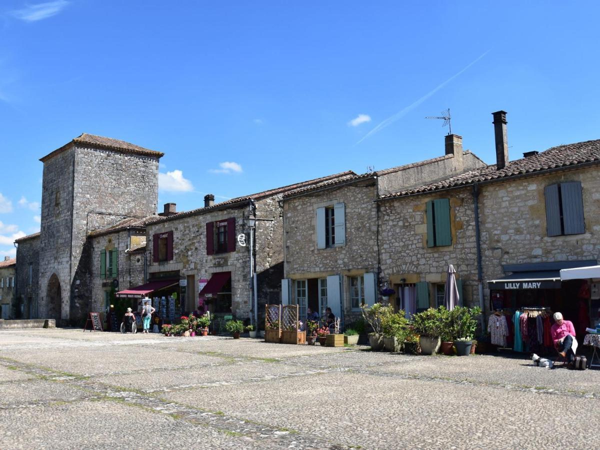 Cosy Holiday Home In Lantheuil With Garden Villefranche-du-Périgord Exterior photo