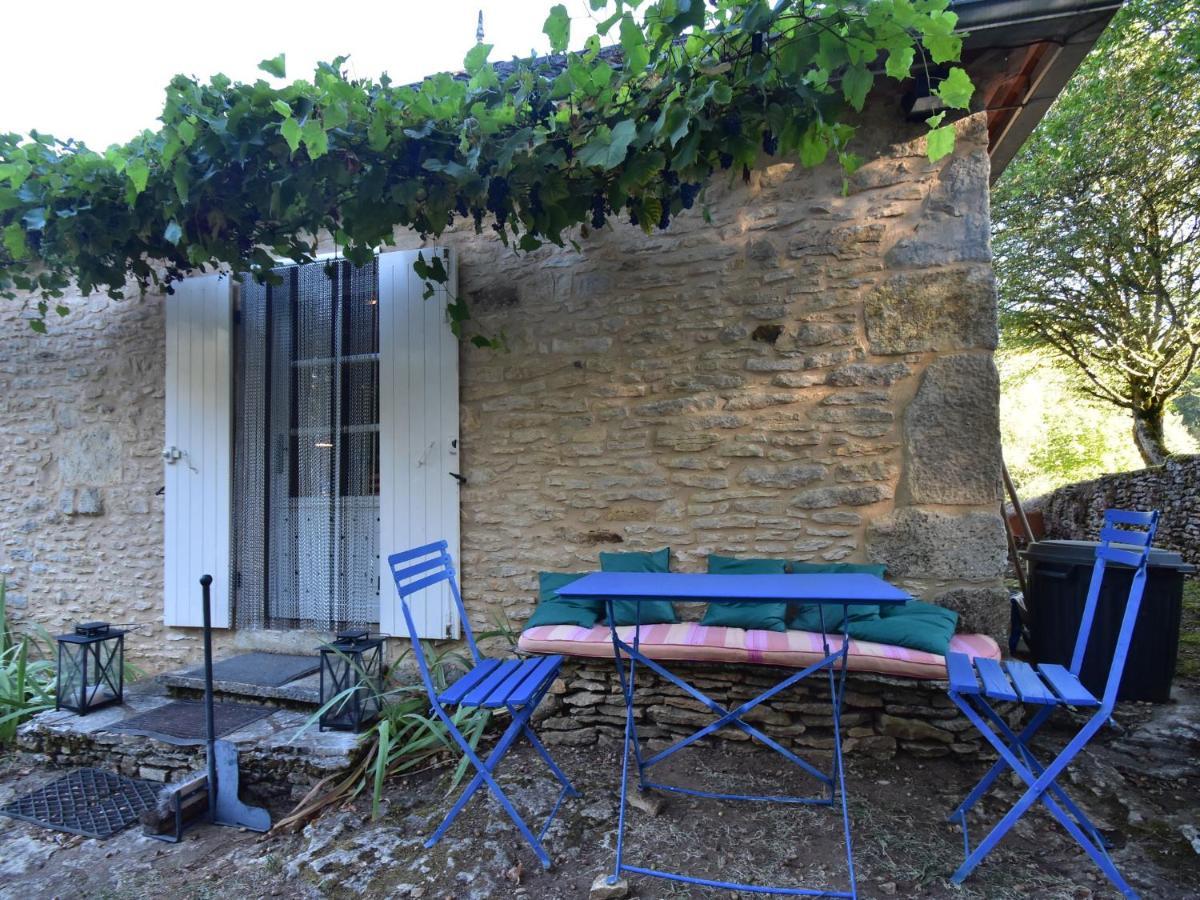 Cosy Holiday Home In Lantheuil With Garden Villefranche-du-Périgord Exterior photo