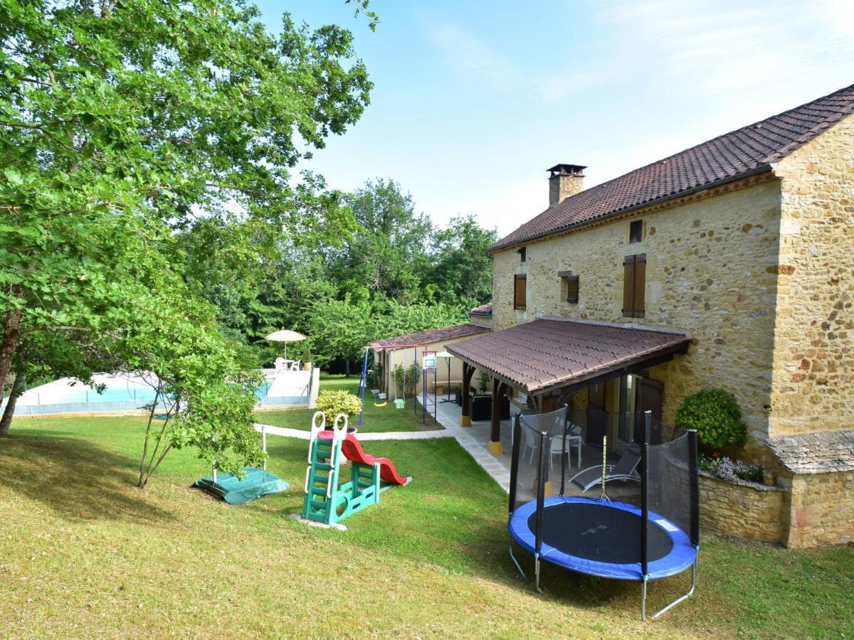Cosy Holiday Home In Lantheuil With Garden Villefranche-du-Périgord Exterior photo